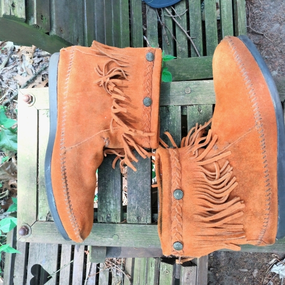 Minnetonka Boot Moccasin Hi top back zip  Suede Leather Size 10 Rubber Sole - Picture 7 of 9